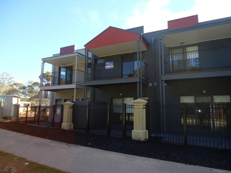 Unit 26/8 Fourth Avenue, Mawson Lakes SA 5095