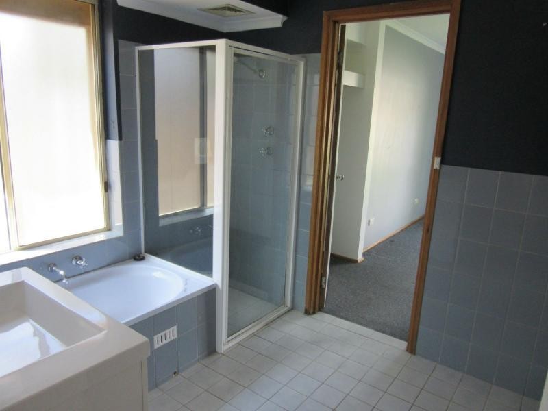 15 Lennox Drive, Paralowie SA 5108