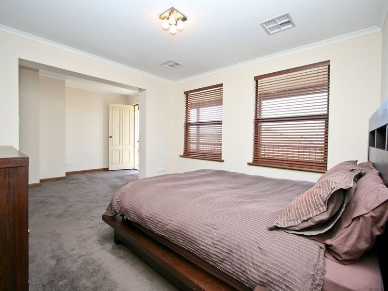 14 Innes Circuit, Mawson Lakes SA 5095