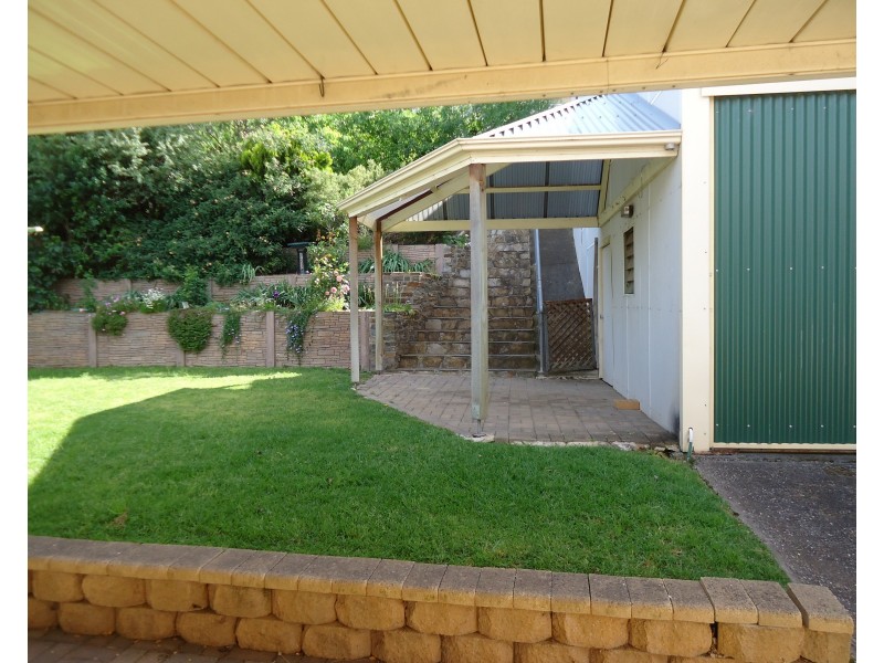 92 Brougham Drive, Valley View SA 5093