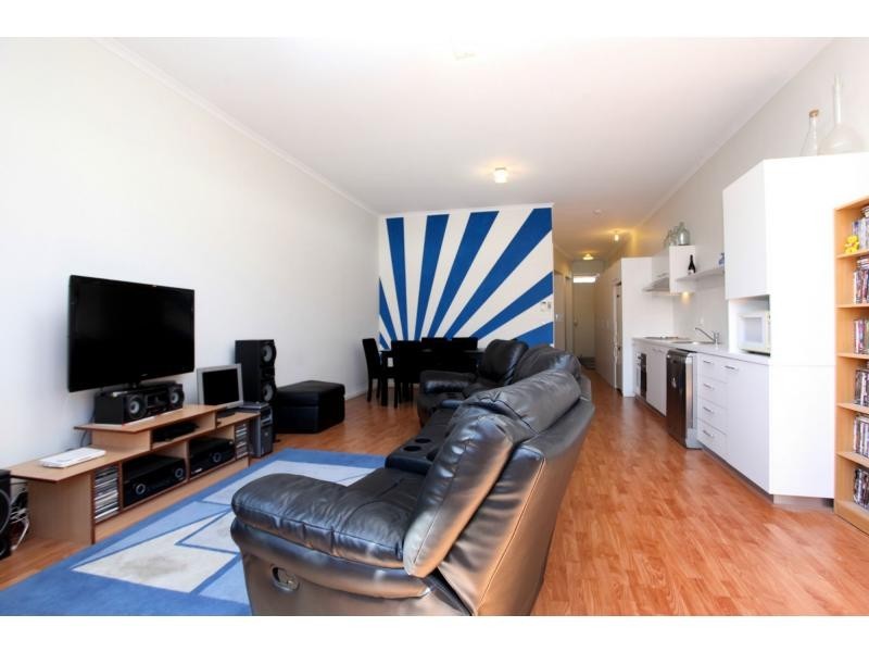 9 Cathedral Circuit, Mawson Lakes SA 5095