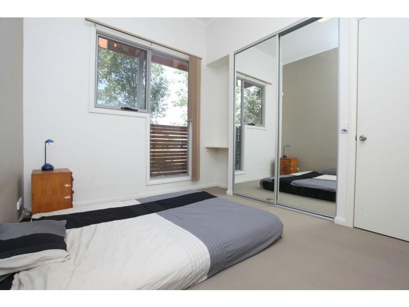 9 Cathedral Circuit, Mawson Lakes SA 5095