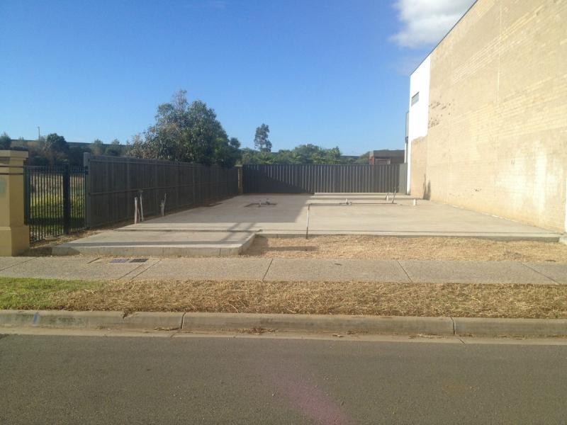 30 Emerald Street, Mawson Lakes SA 5095