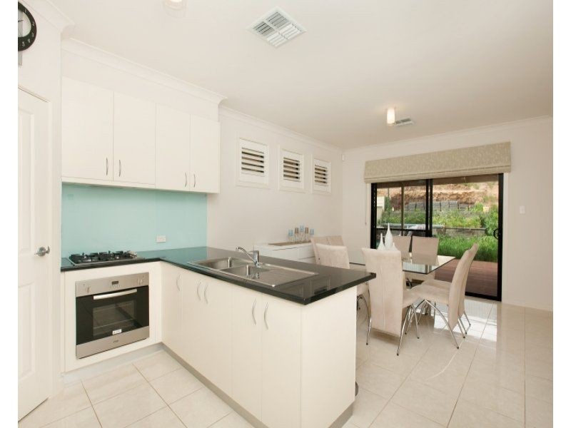 5 Palani Court, Mawson Lakes SA 5095