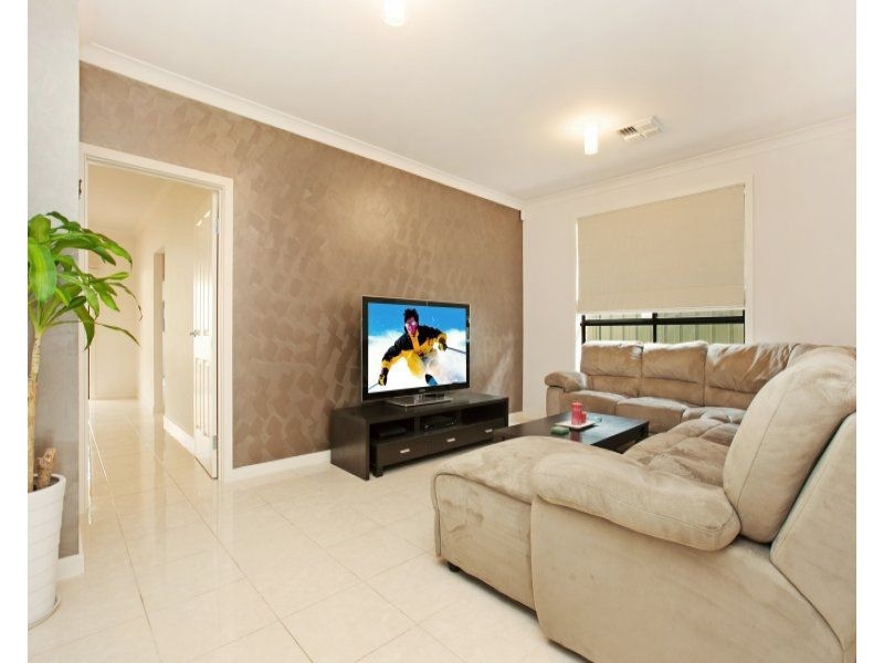 5 Palani Court, Mawson Lakes SA 5095