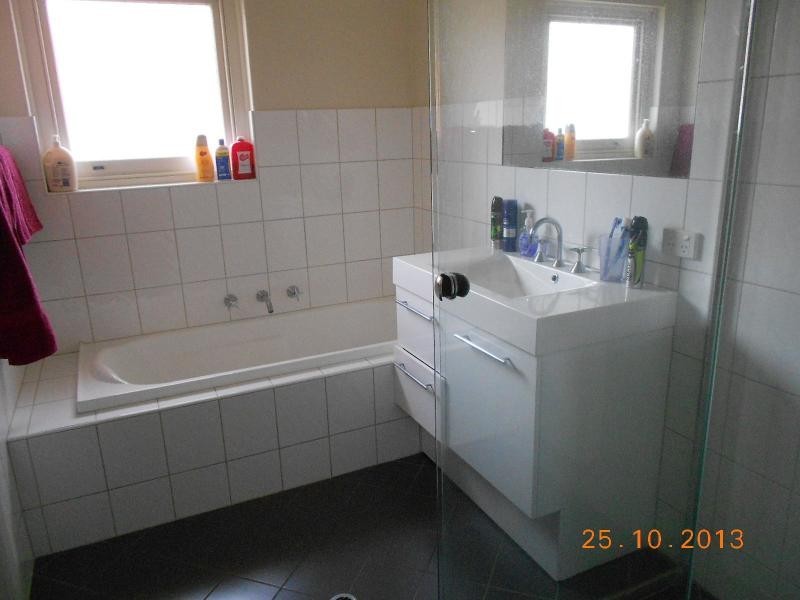 25 Dunrobin Road, Hove SA 5048
