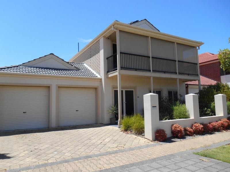 14 Carnegie Place, Mawson Lakes SA 5095