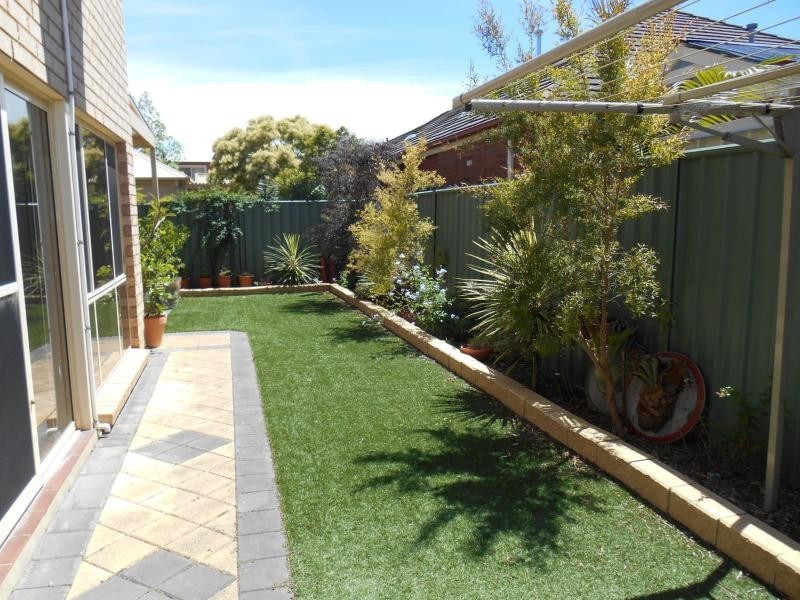 14 Carnegie Place, Mawson Lakes SA 5095