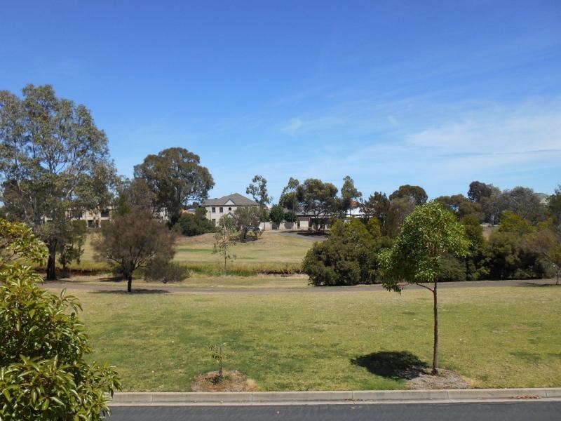 14 Carnegie Place, Mawson Lakes SA 5095