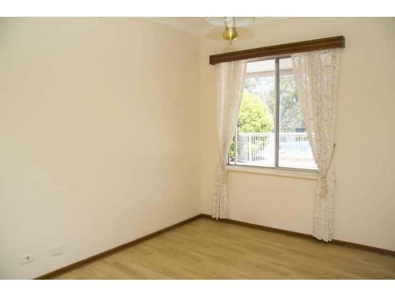 31 Launceston Avenue, Banksia Park SA 5091