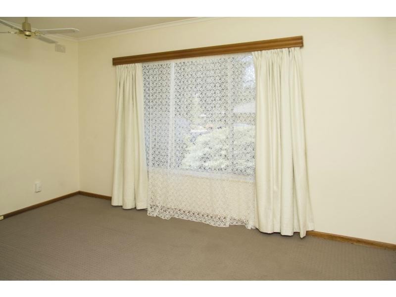 31 Launceston Avenue, Banksia Park SA 5091