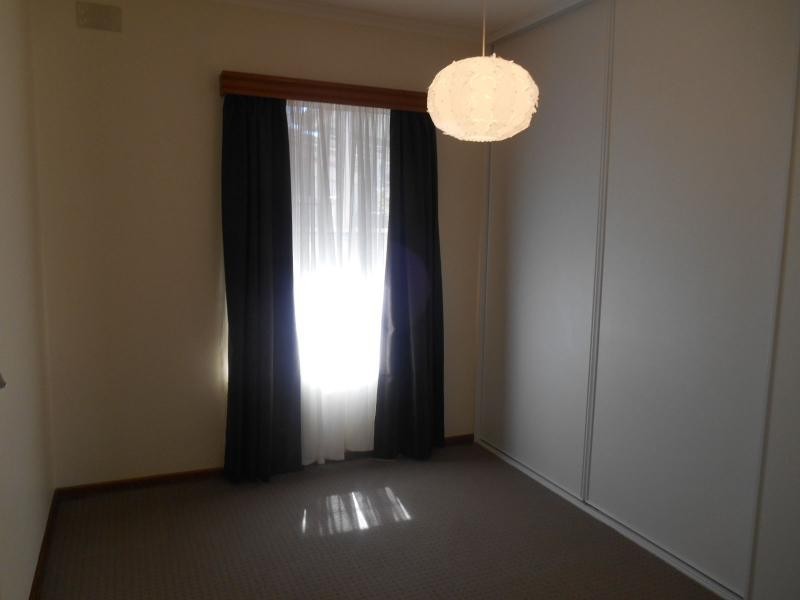 31 Launceston Avenue, Banksia Park SA 5091