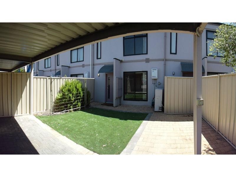 4/39 Windermere Crescent, Mawson Lakes SA 5095