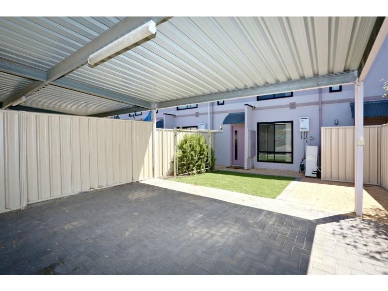 4/39 Windermere Crescent, Mawson Lakes SA 5095