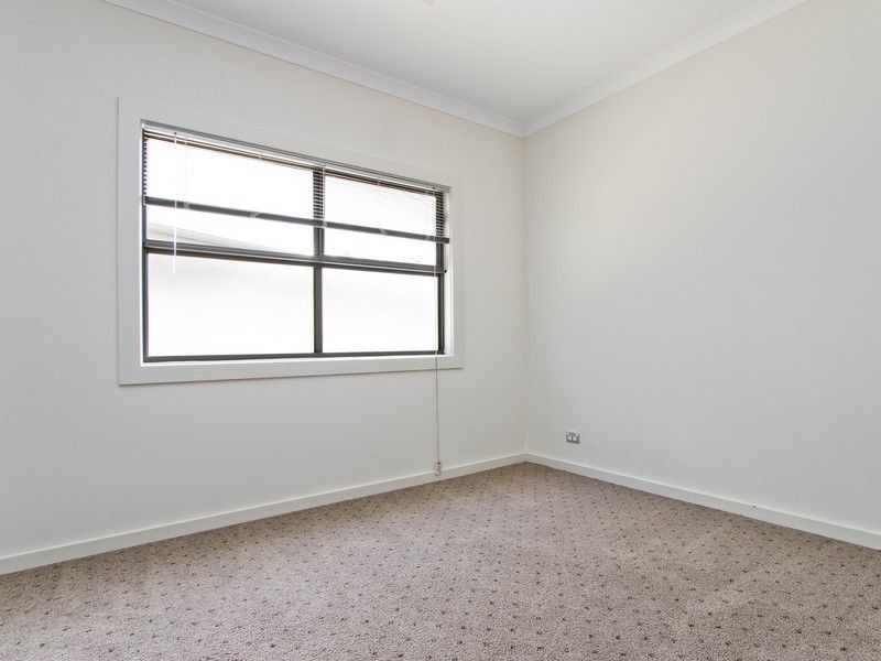 10 Borduy Street, The Bridges, Mawson Lakes SA 5095