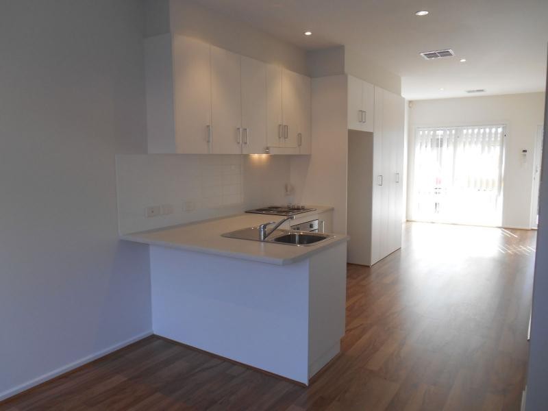 7/5 Frost Place, Brompton SA 5007