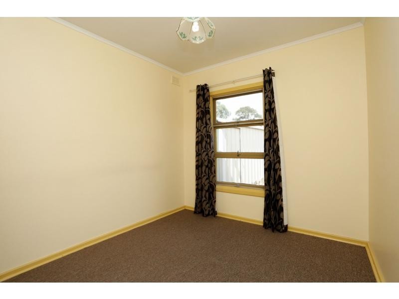 27 St Andrews Crescent, Novar Gardens SA 5040