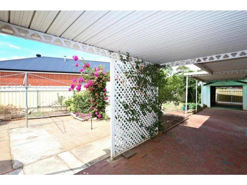 27 St Andrews Crescent, Novar Gardens SA 5040