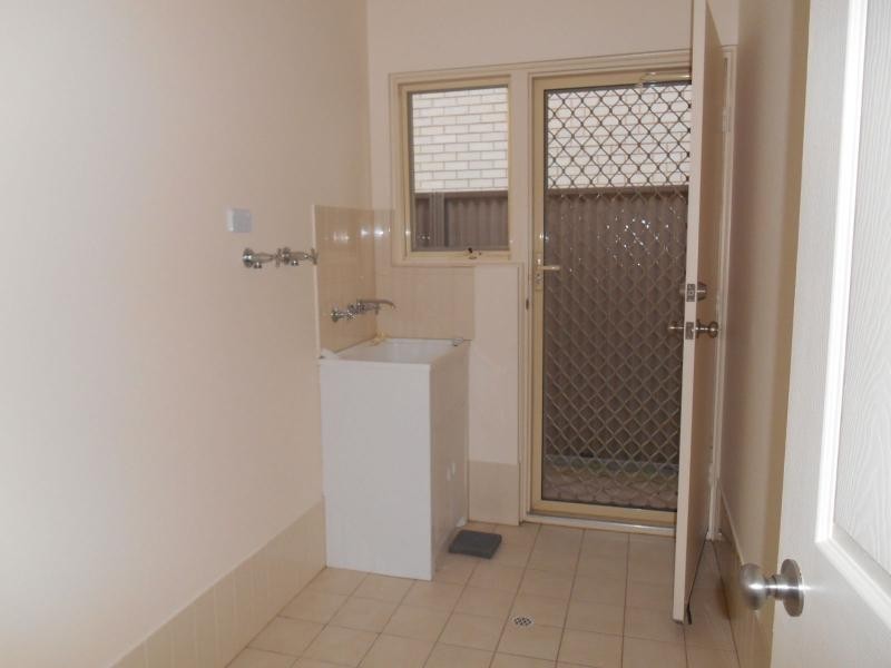 5 Corymbia Avenue, Athol Park SA 5012