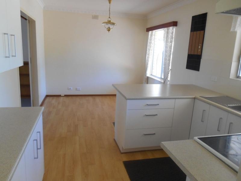 31 Launceston Avenue, Banksia Park SA 5091