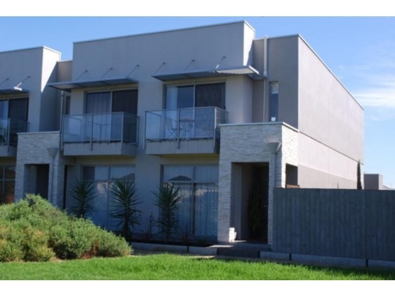 7/135 Sanctuary Drive, Mawson Lakes SA 5095