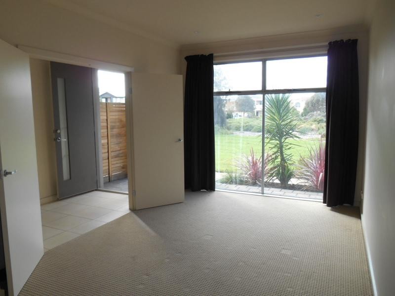 7/135 Sanctuary Drive, Mawson Lakes SA 5095