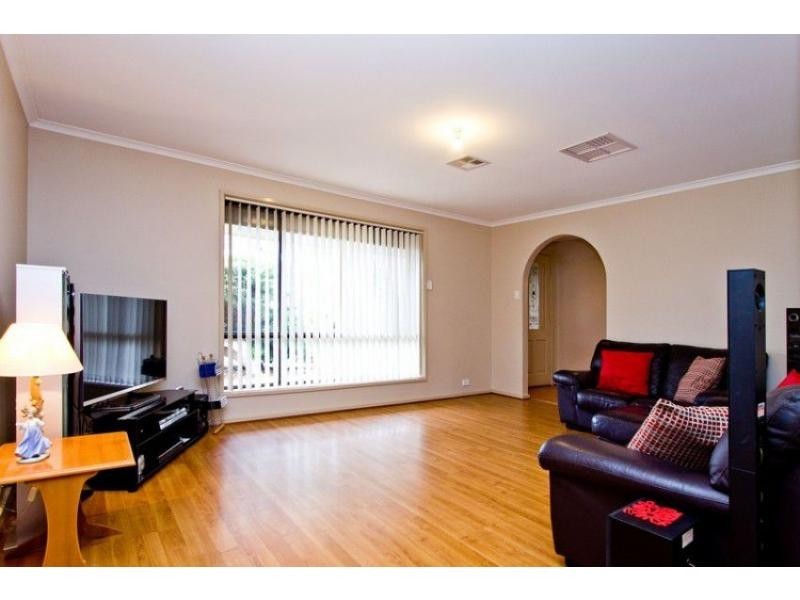 30 Underwood Close, Golden Grove SA 5125