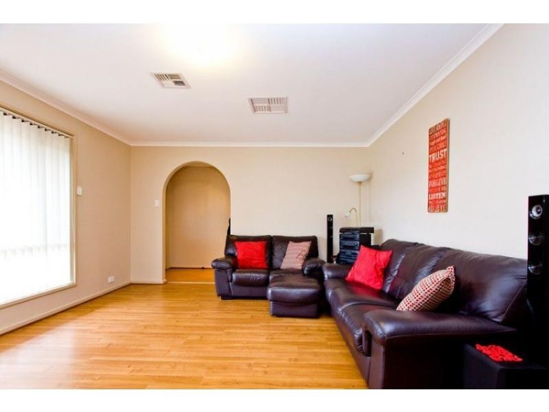 30 Underwood Close, Golden Grove SA 5125