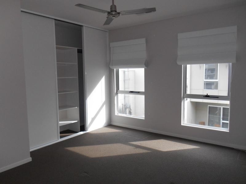 12/19-21 Metro Parade, Mawson Lakes SA 5095