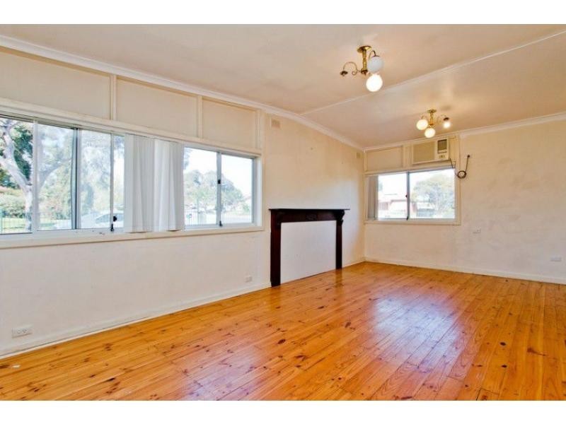 36 Hayles Road, Elizabeth Park SA 5113