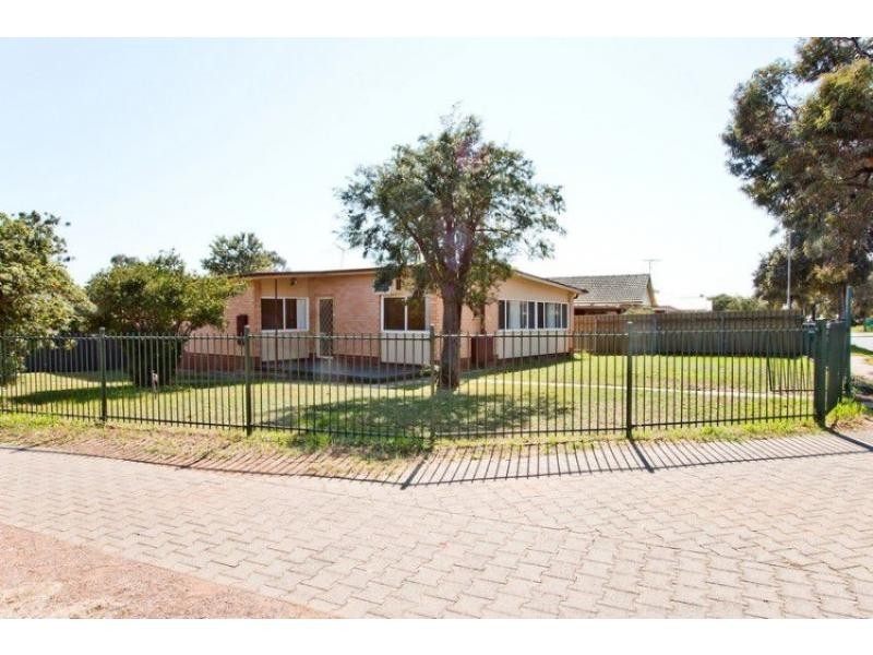 36 Hayles Road, Elizabeth Park SA 5113