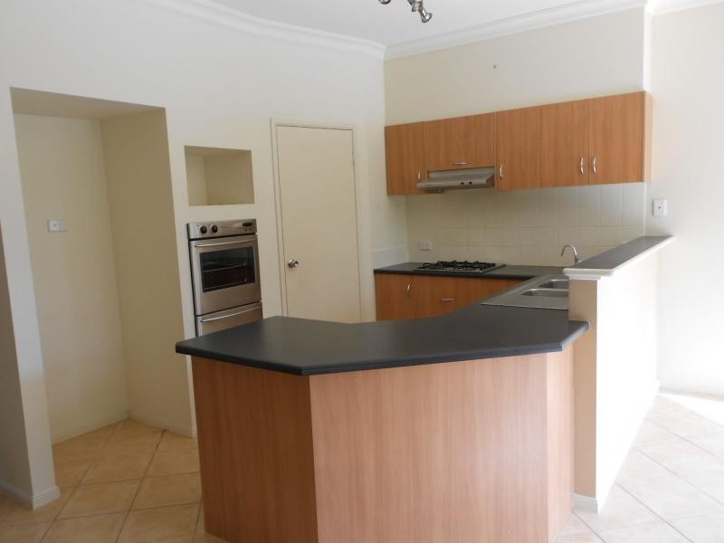 16 Parkview Drive, Mawson Lakes SA 5095