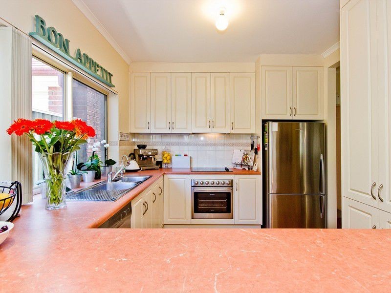 14 Carnegie Place, Mawson Lakes SA 5095