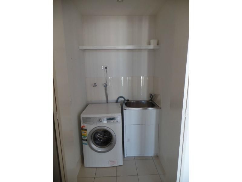 37W/18-28 Main Street, Mawson Lakes SA 5095