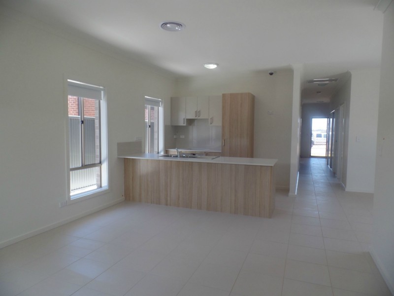 26 The Avenue, Blakeview SA 5114