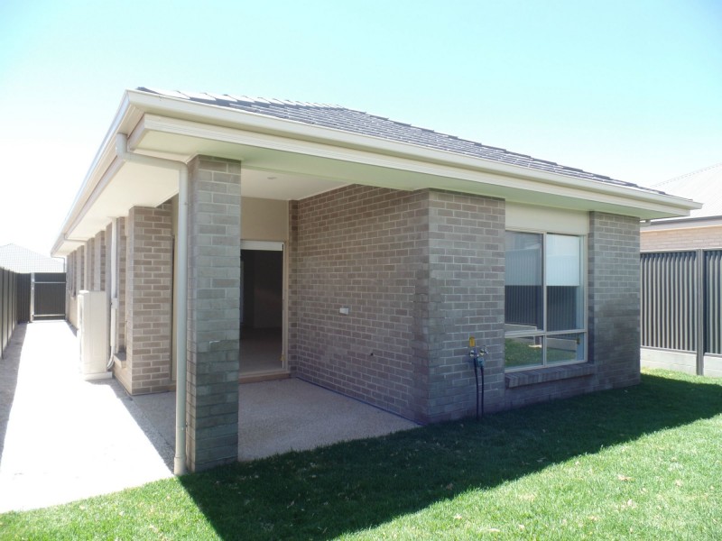 26 The Avenue, Blakeview SA 5114