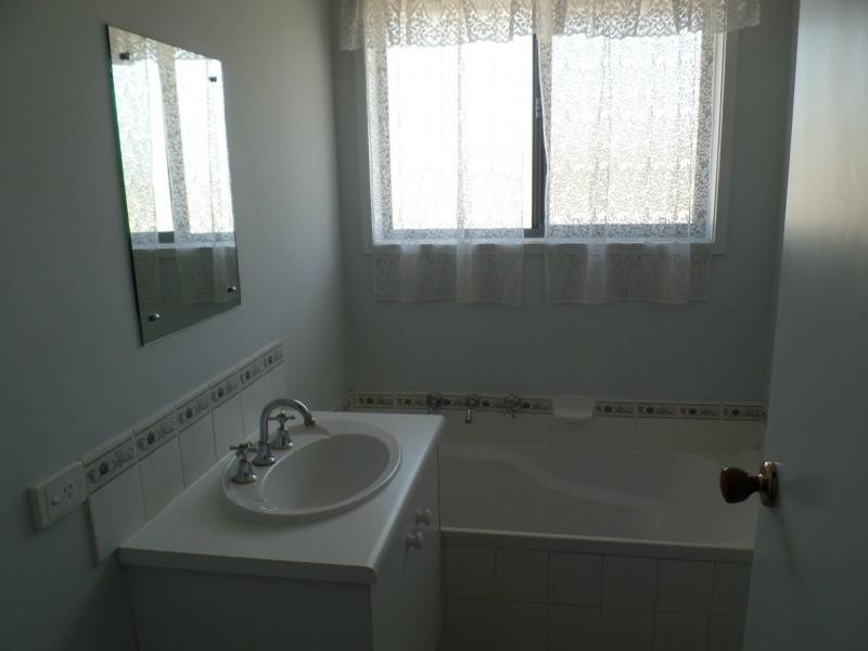 4 Hodges Court, Parafield Gardens SA 5107