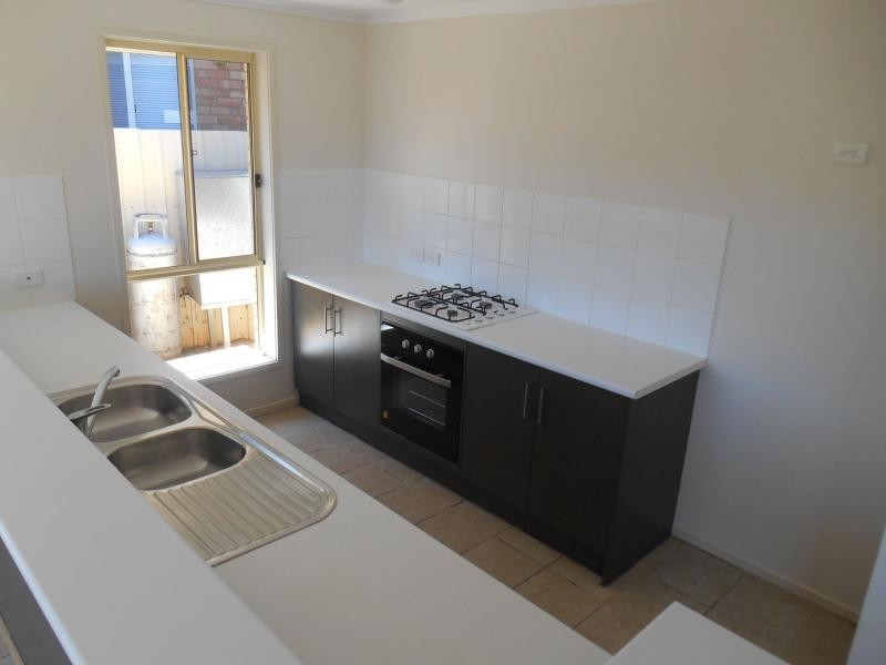 39b Hamblynn Road, Elizabeth Downs SA 5113