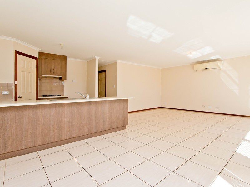 6 Wayfarer Mews, Smithfield SA 5114