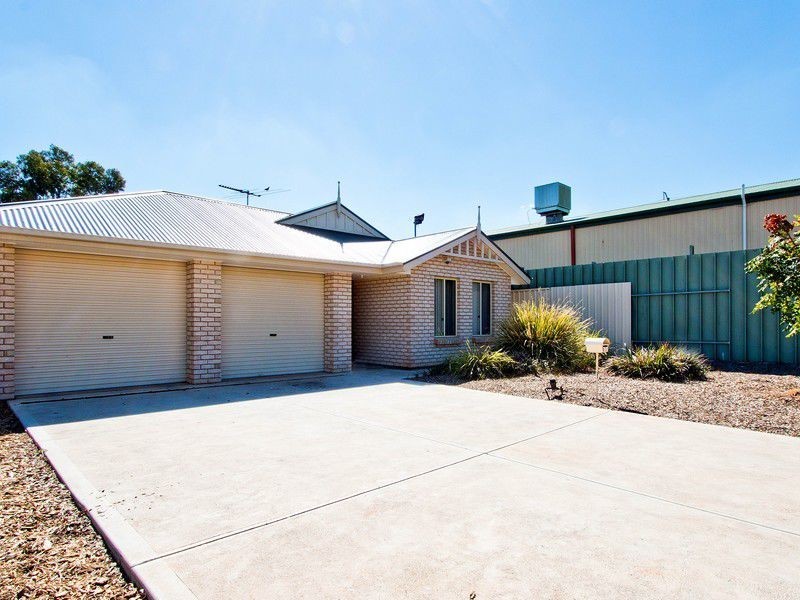 6 Wayfarer Mews, Smithfield SA 5114