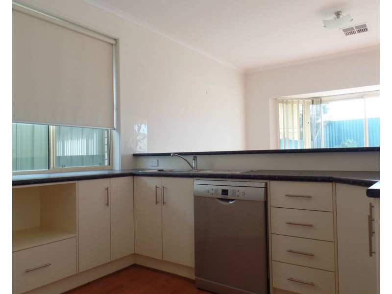 12 Lorentz Court, Mawson Lakes SA 5095