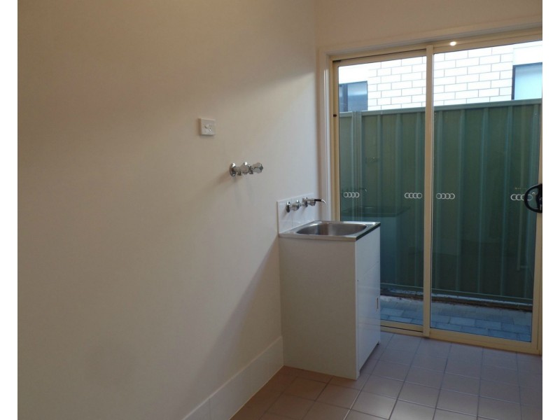 12 Lorentz Court, Mawson Lakes SA 5095