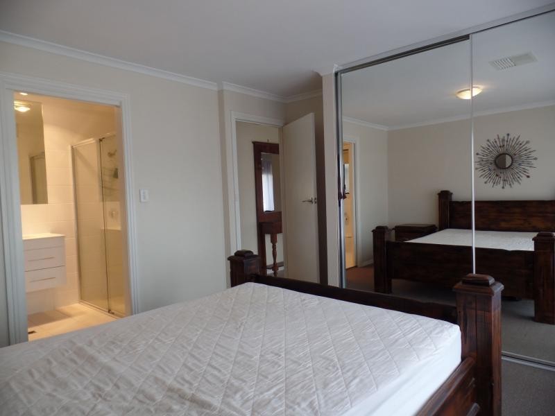 8a Buckley Crescent, Fairview Park SA 5126