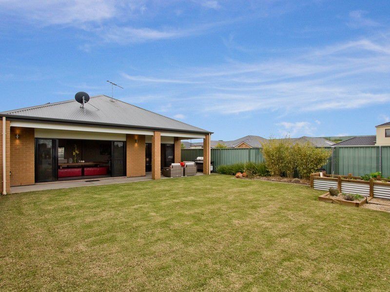 9 Carlett Street, Mawson Lakes SA 5095