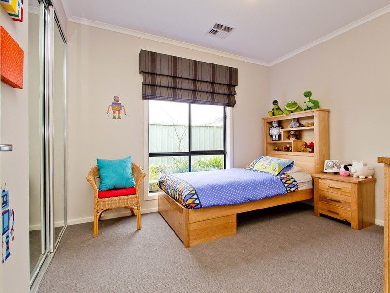 9 Carlett Street, Mawson Lakes SA 5095