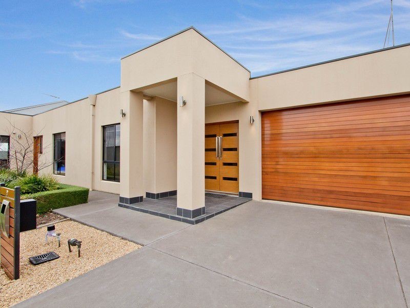 9 Carlett Street, Mawson Lakes SA 5095