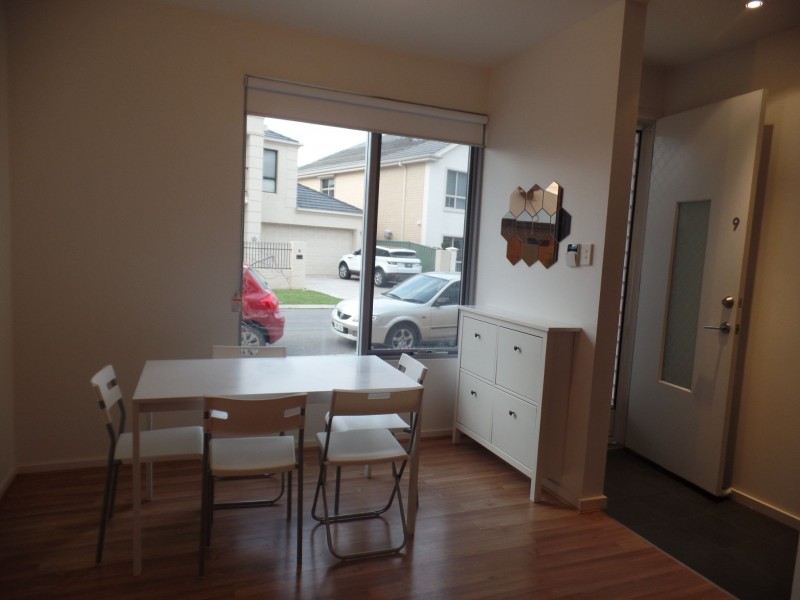 9/7 St. Kitts Place, Mawson Lakes SA 5095