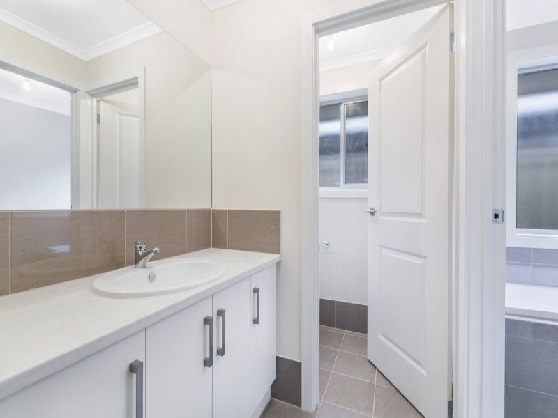 13 Maple Leaf Court, Munno Para West SA 5115