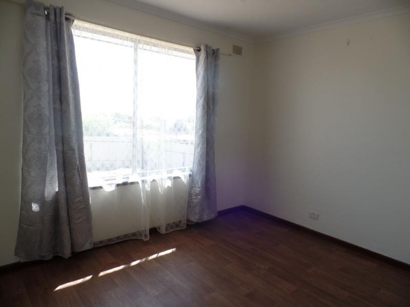 20 Sea View Road, Para Hills SA 5096