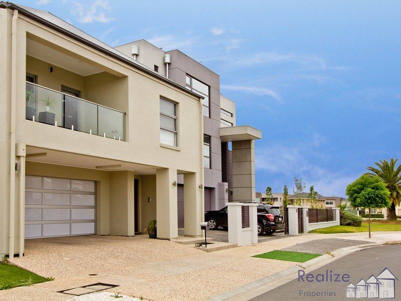 34 Mowbray Street, Mawson Lakes SA 5095